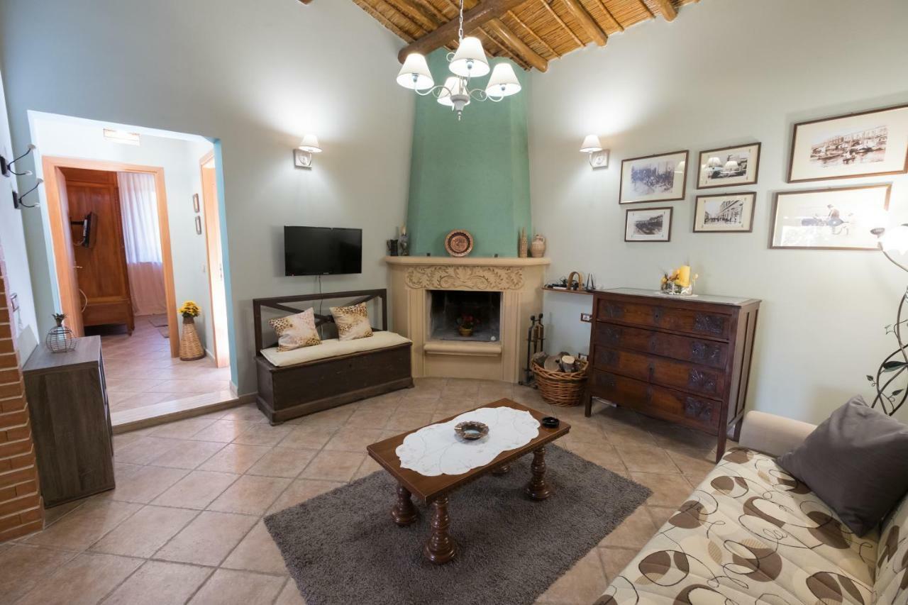 Villa Marinella Augusta Ngoại thất bức ảnh